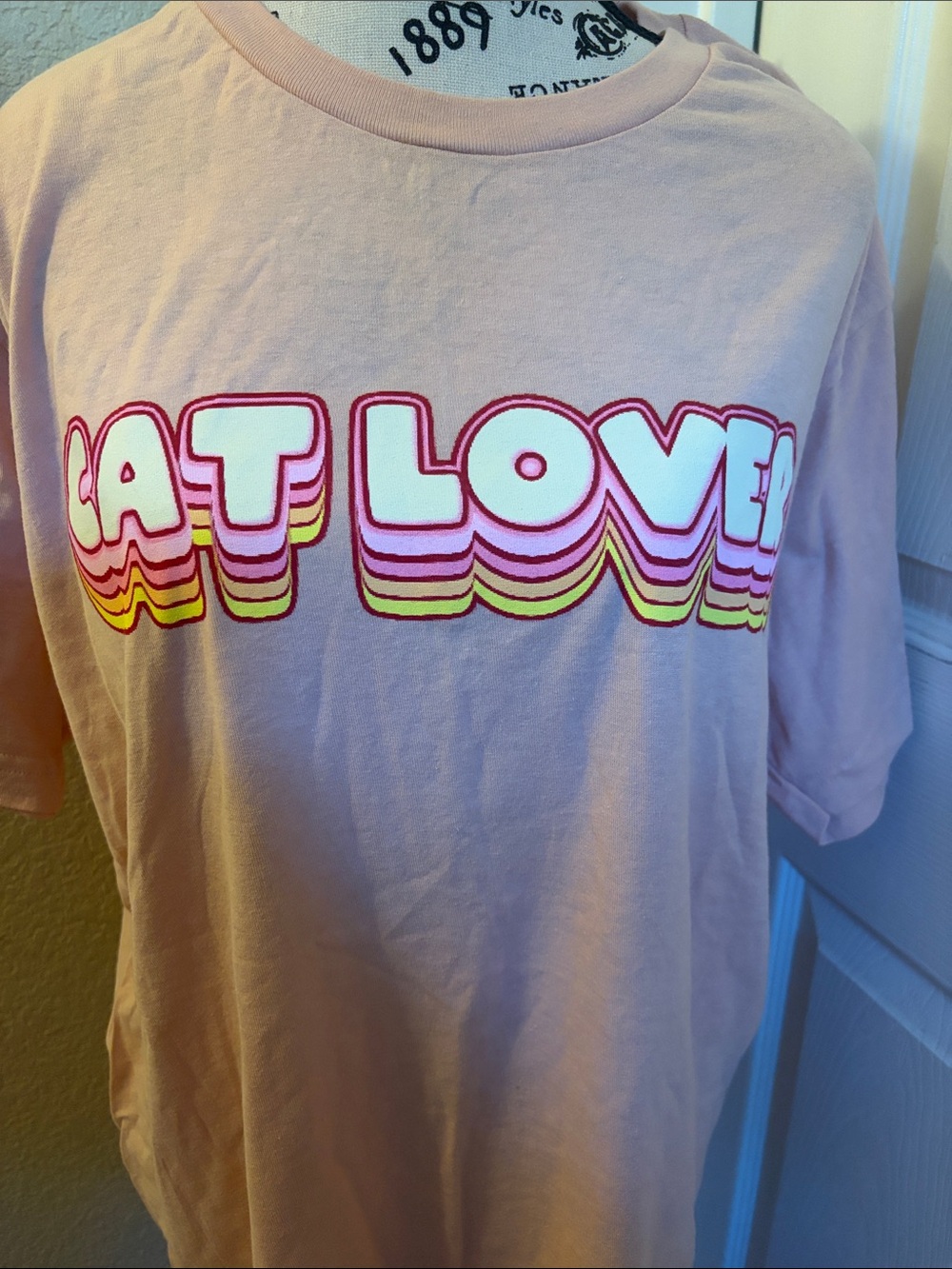 Retro 'Cat Lover' Graphic Tee - Pink